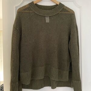 Olive Green Banana Republic linen Women's Sweater